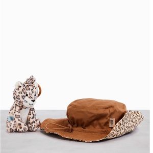 BÉIS / Beis  x Elsa Hosk: Baby Gift Set Hat + Toy - Wild Child NWT